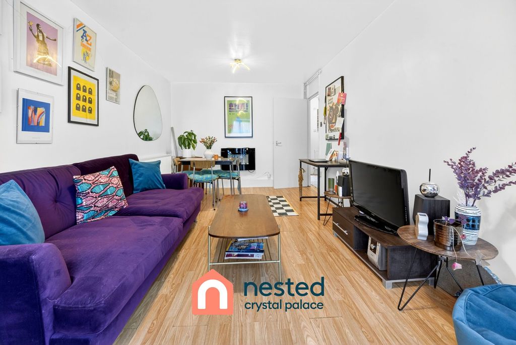 Property photo 1 of 19 Reception For Sale 1 Bedroom Flat Garden Battenberg Walk Crystal Palace Se19 Nested Estate Agents