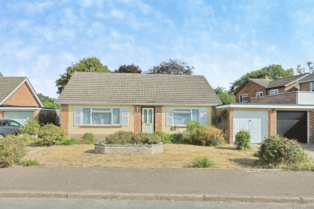 Property photo 1 of 18