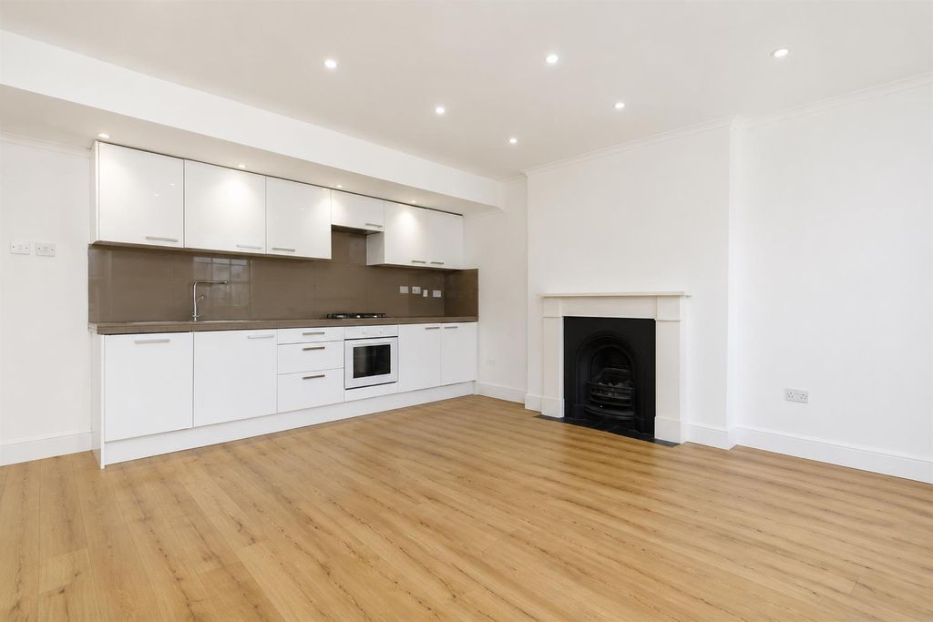 Property photo 2 of 6 2.Png