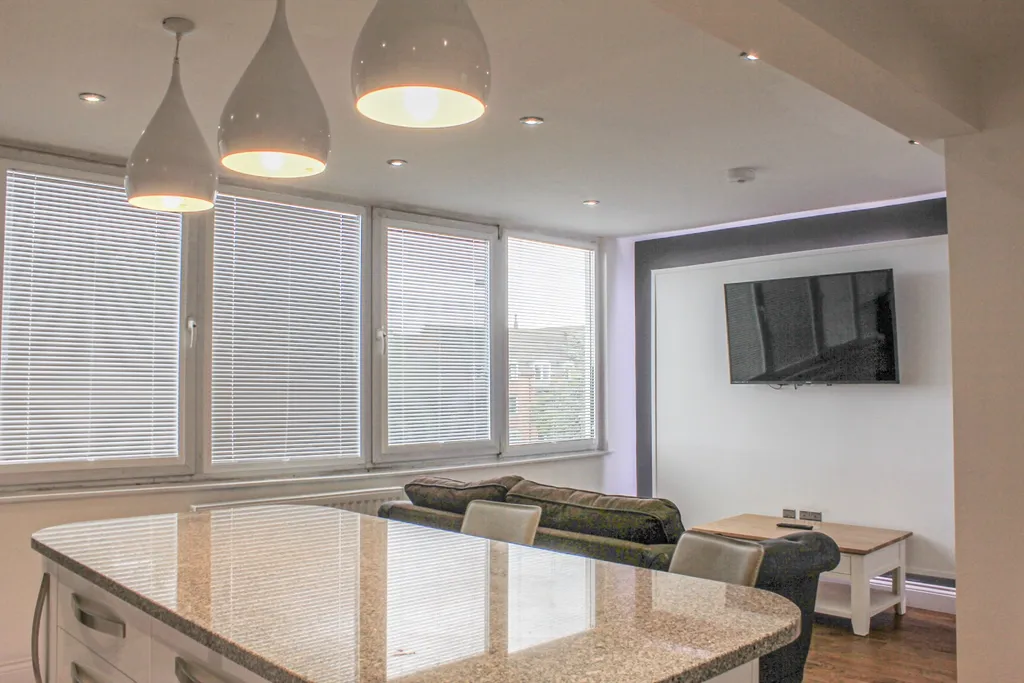 Apartment in Newcastle upon Tyne, Tyne and Wear - View 6