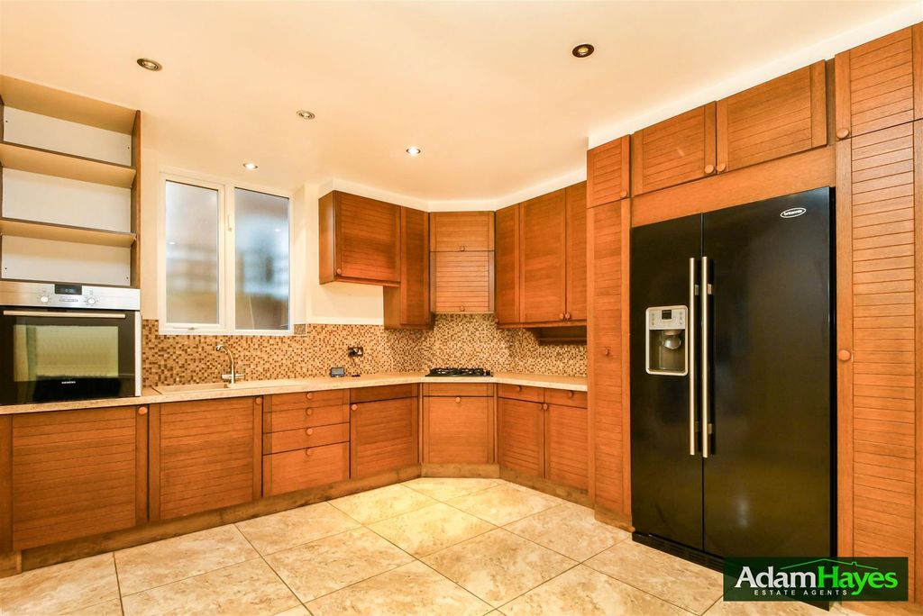 Property photo 3 of 20 Dsc_8448.Jpg