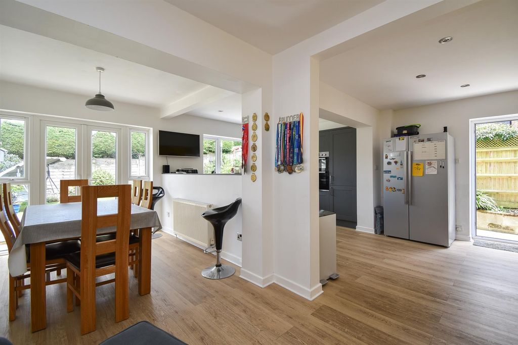 Property photo 2 of 20 Kitchen/Diner