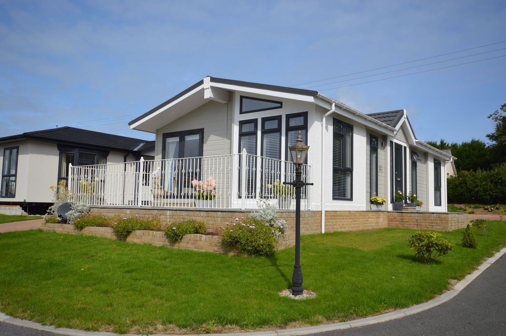 Property photo 2 of 19 External