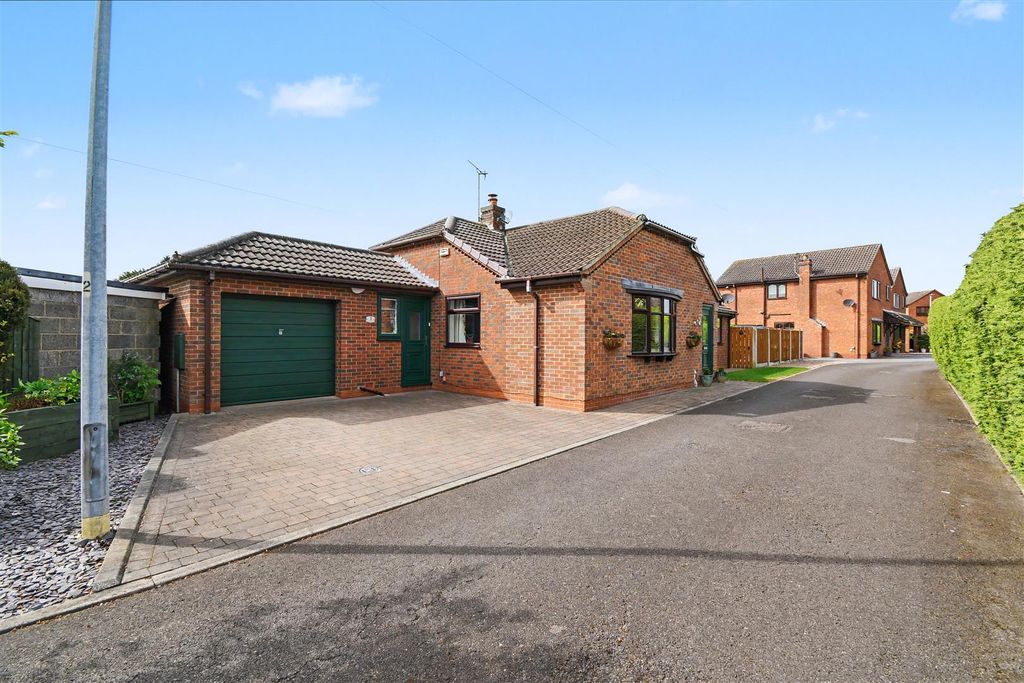 Property photo 1 of 31 Front