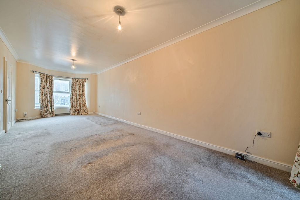 Property photo 2 of 24 Reception Room