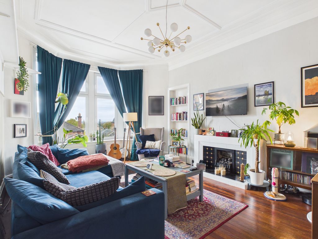 Property photo 3 of 23 Cam05526G0-Pr0120-Still001