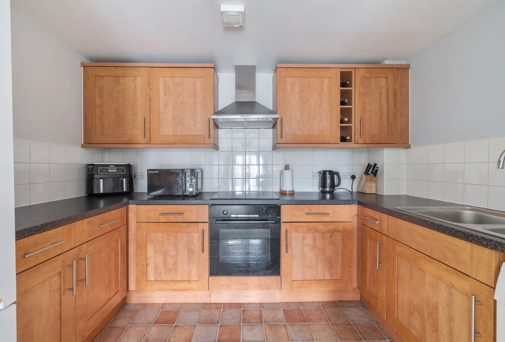 Property photo 2 of 18 1419501-1-699c0Fd...