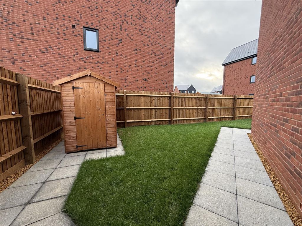 Property photo 2 of 8 Image00023.Jpeg