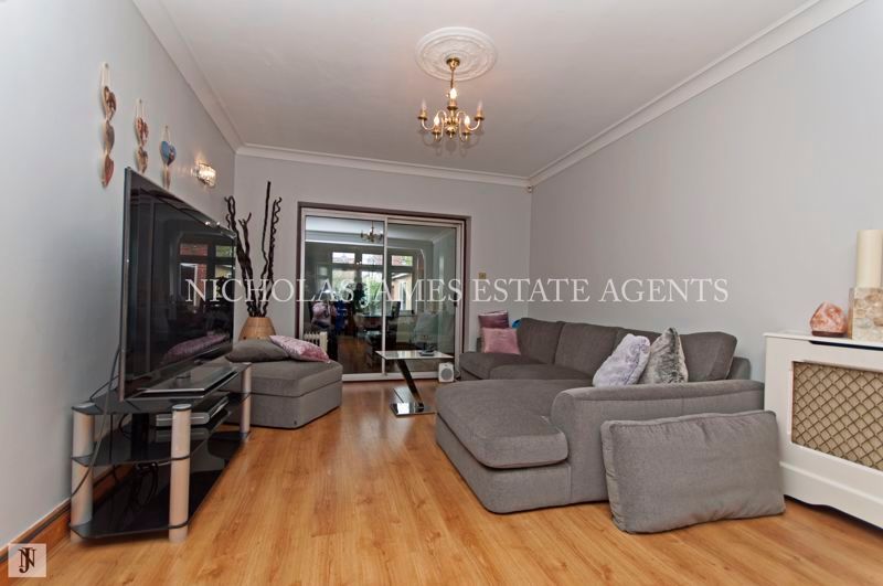 Property photo 3 of 15 Photo 13