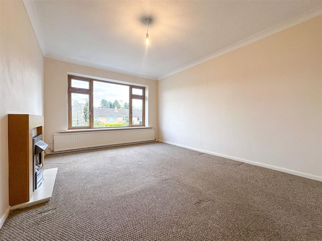 Property photo 2 of 30