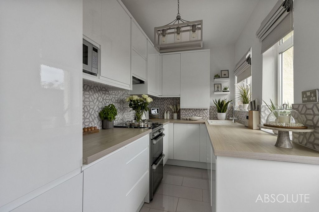 Property photo 3 of 28