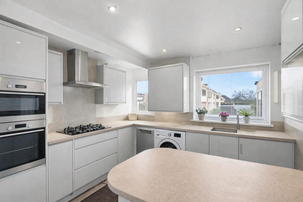 Property photo 2 of 22 Kitchen_6.Png