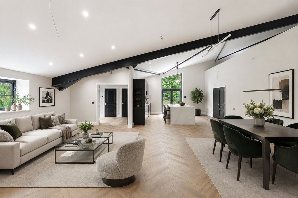 Property photo 2 of 13 Open Plan Living