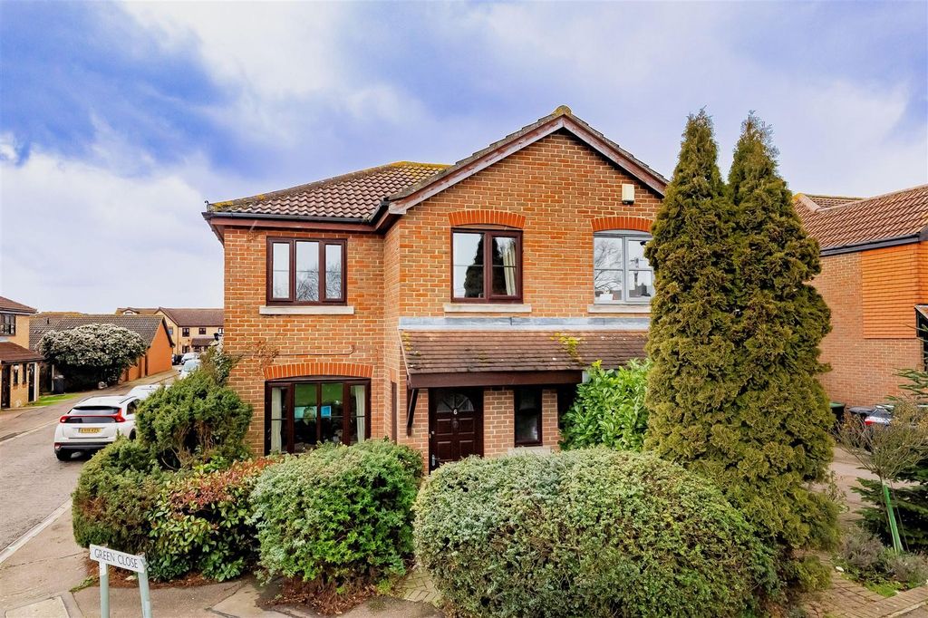 Property photo 1 of 22 External Area