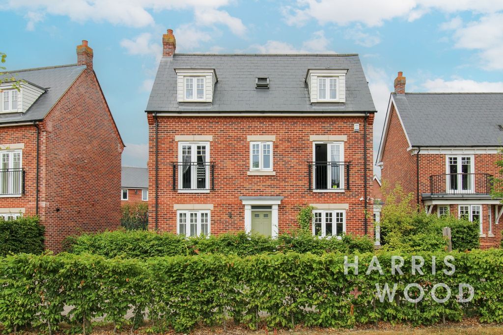 Property photo 1 of 32 4028531