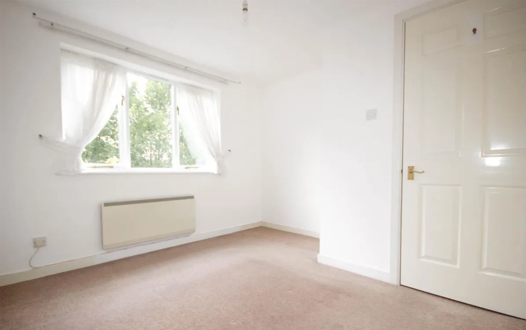 Property photo 2 of 5