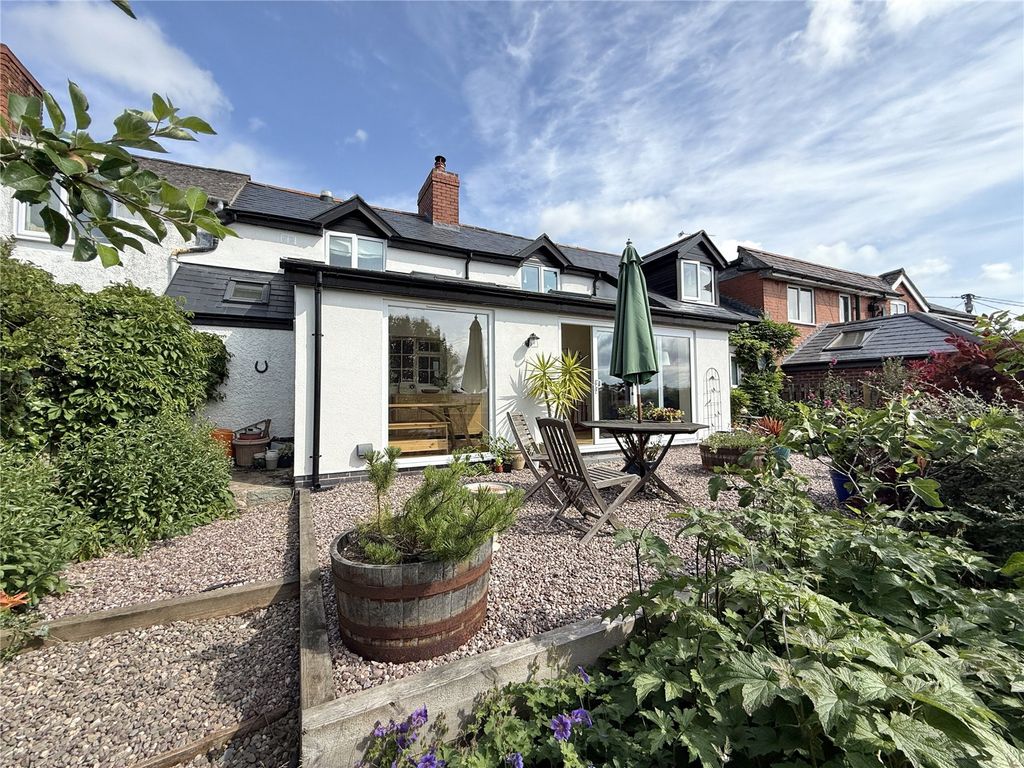 Property photo 1 of 41 Picture No. 38