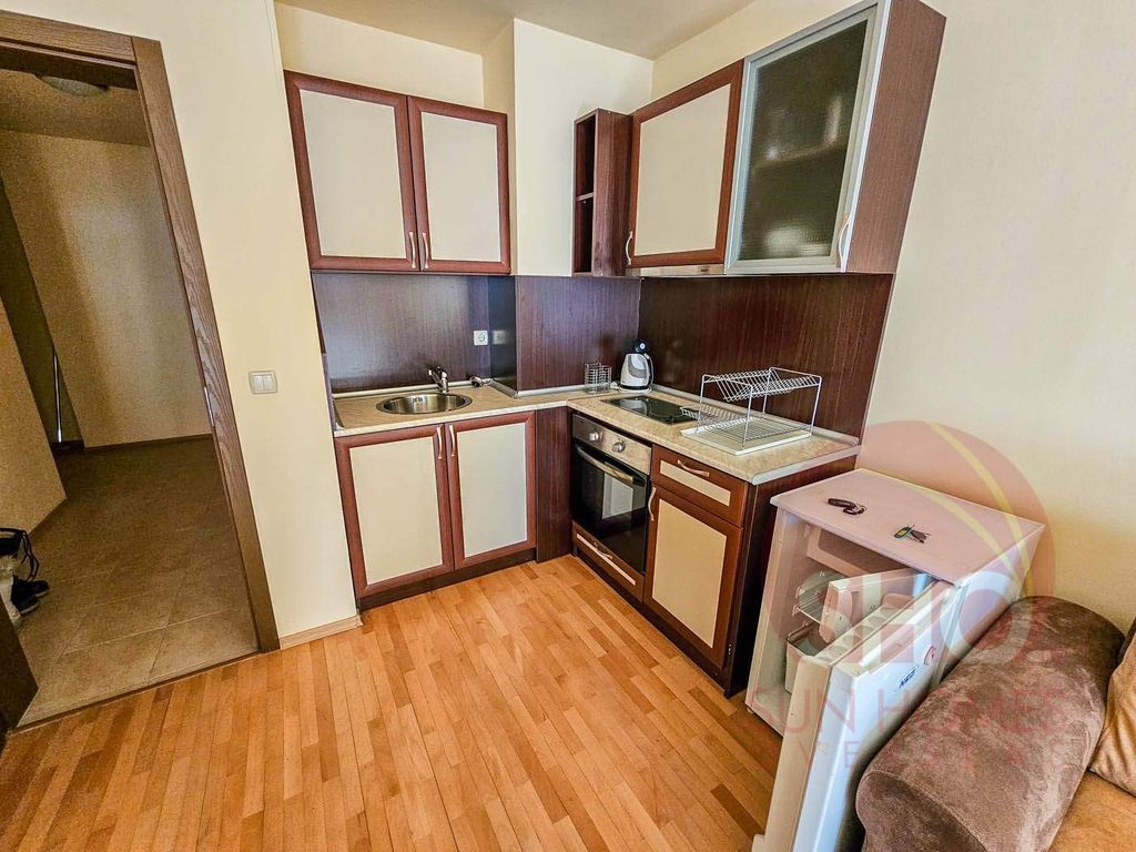 Property photo 3 of 9