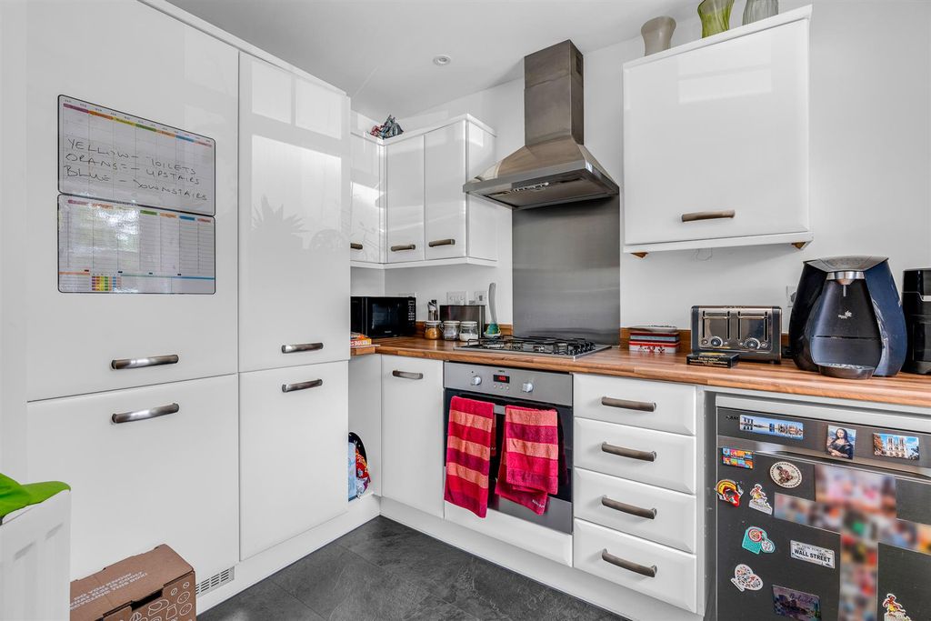 Property photo 3 of 14 Internal-9.Jpg