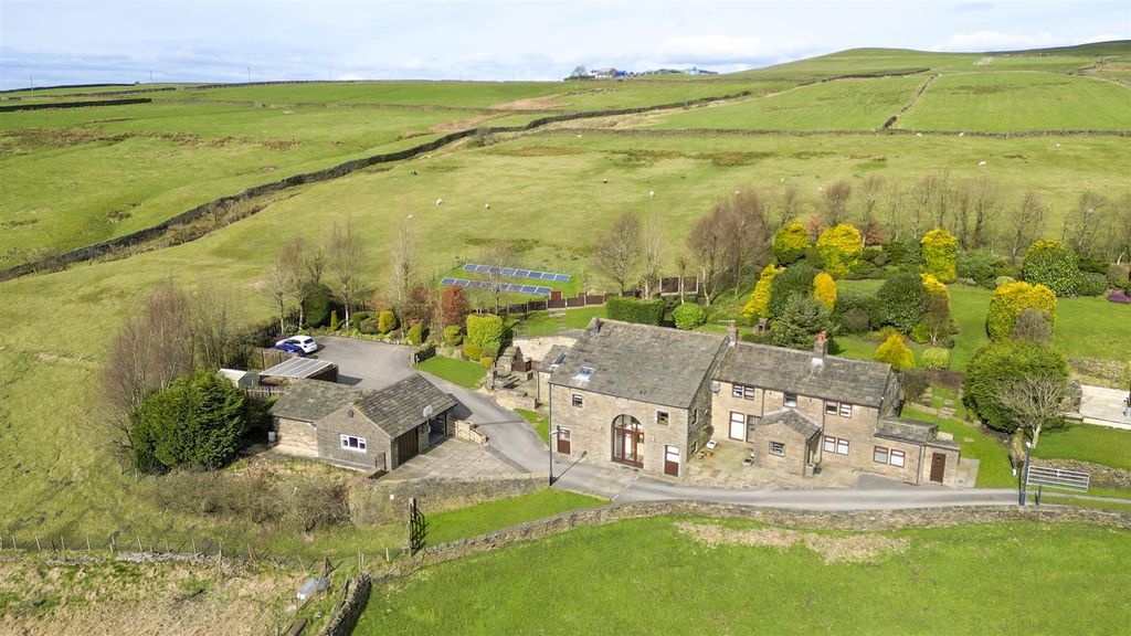 Property photo 1 of 39 Aerial Front