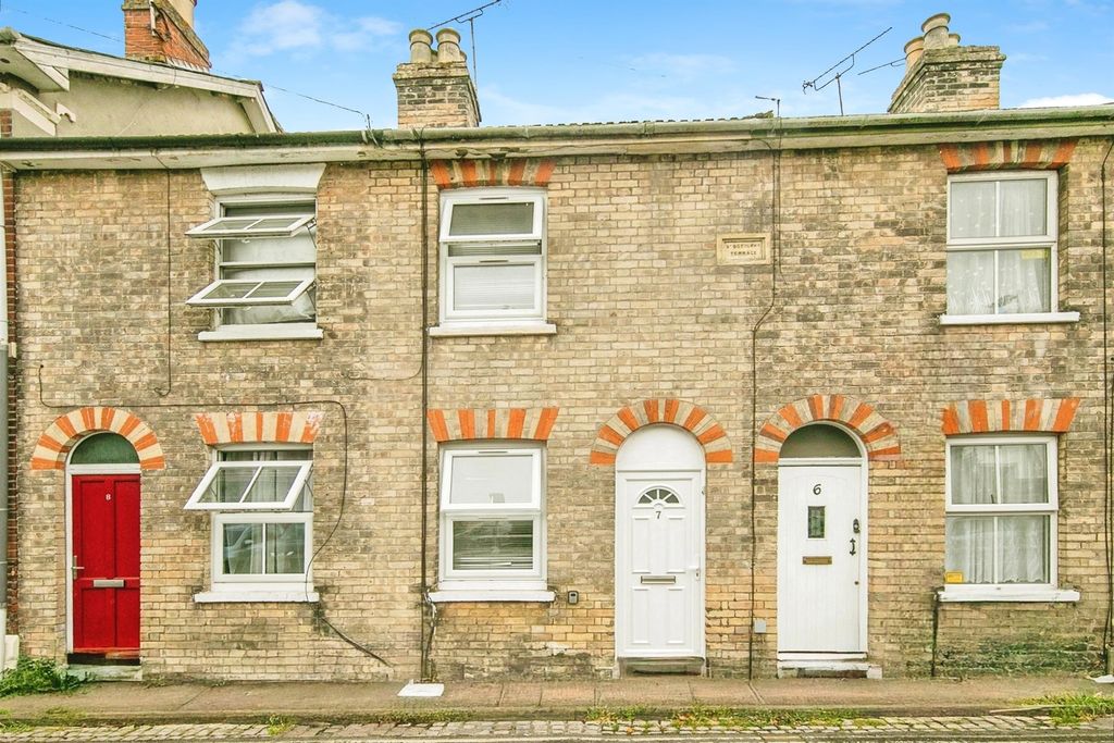 Property photo 1 of 13