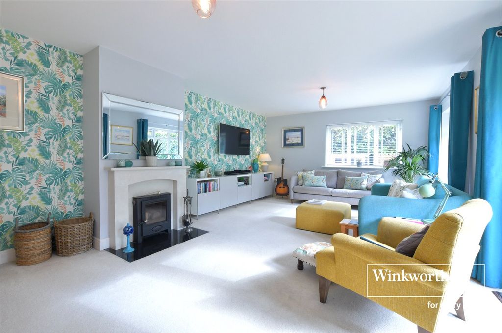 Additional image 10 of 4 bed detached house for saleWimborne Road East, Ferndown, Dorset BH22