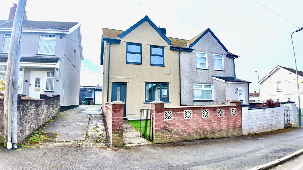 Property photo 1 of 22