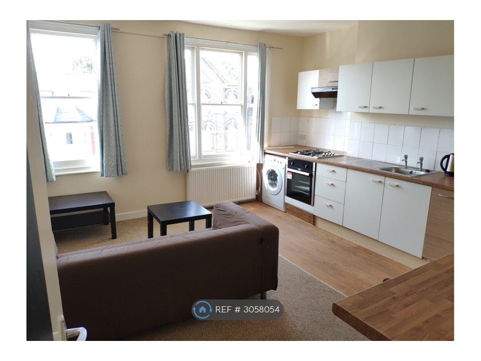 Property photo 1 of 6