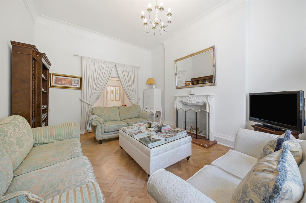 Property photo 2 of 16 Image
