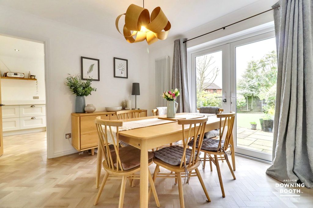 Property photo 3 of 39