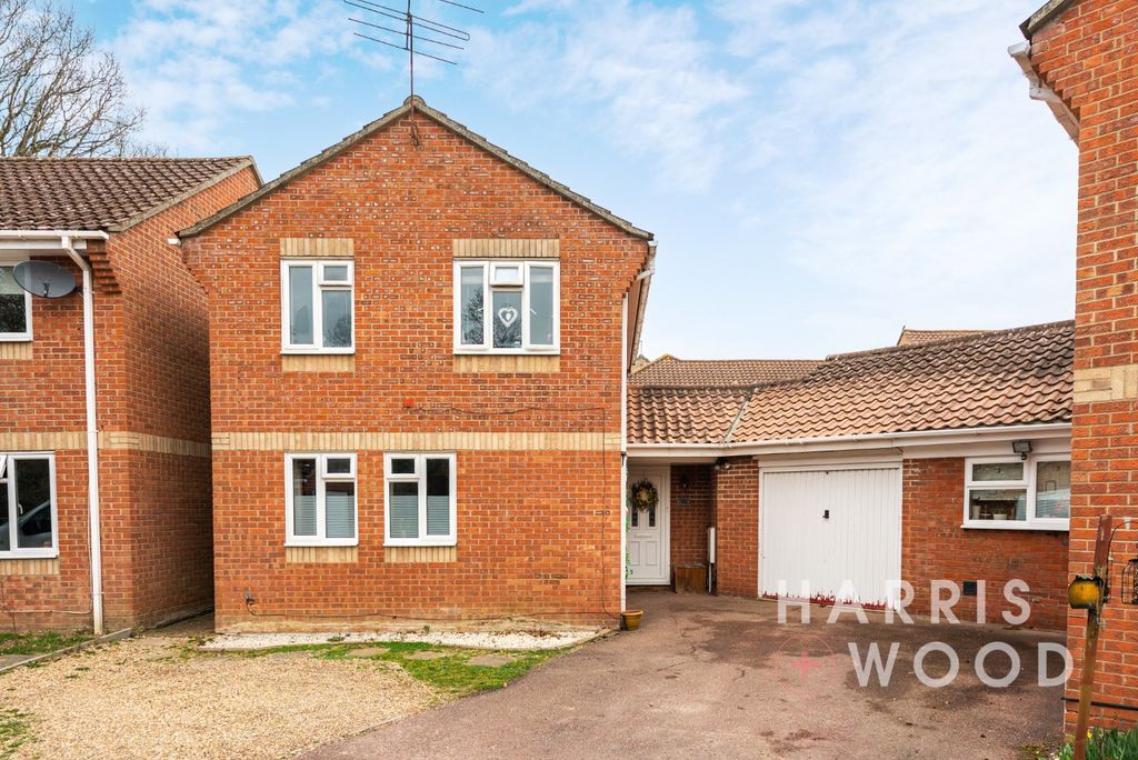 Property photo 1 of 20 3996043