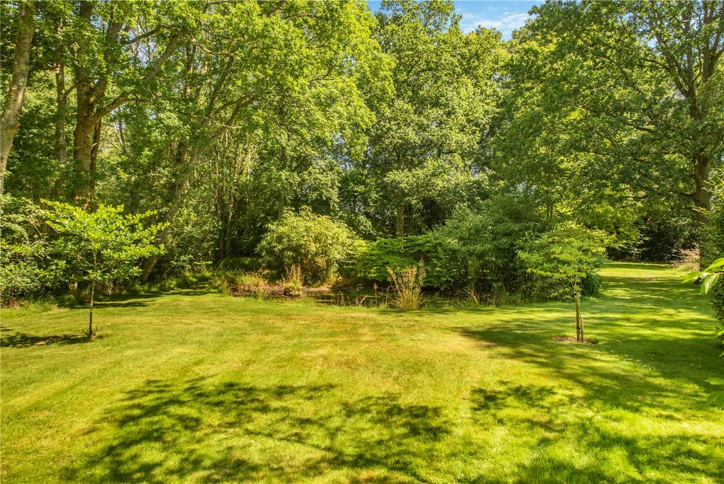 Property photo 2 of 26 Grouns