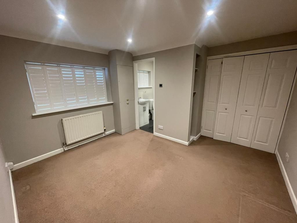 Property photo 3 of 6 Bedroom