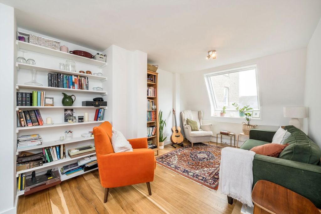 Property photo 2 of 7