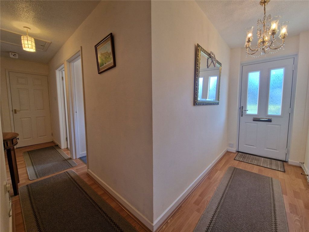 Property photo 2 of 25 Picture No. 20