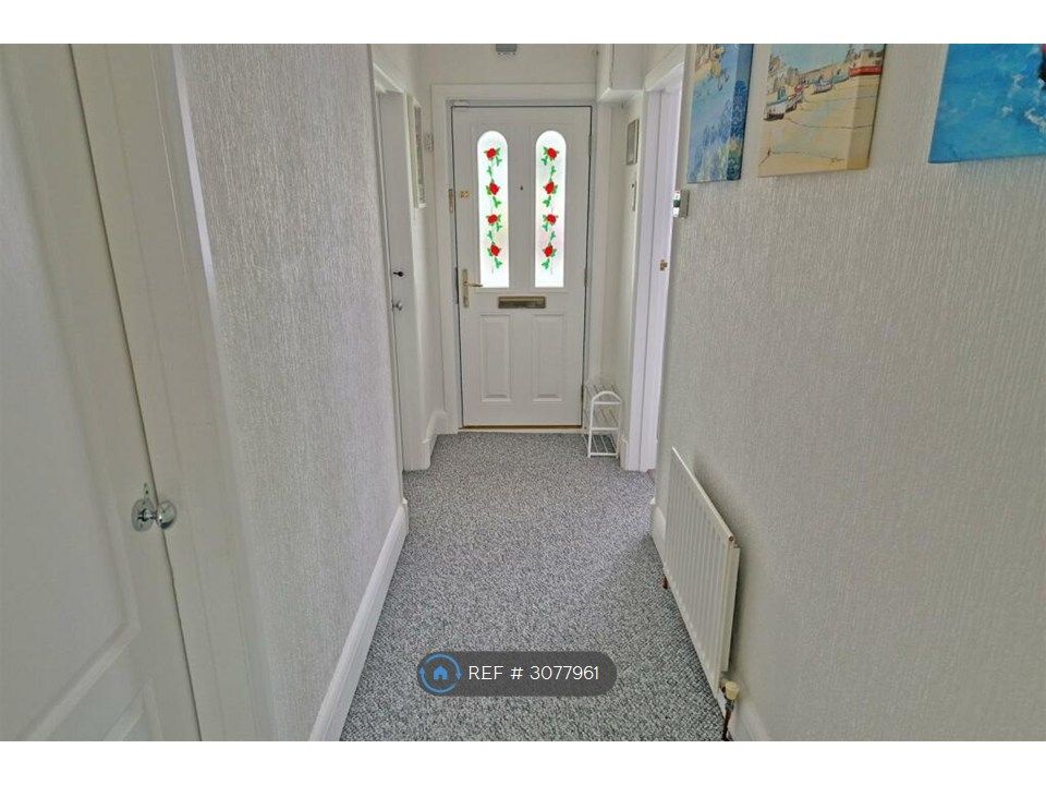 Property photo 3 of 12 Hallway