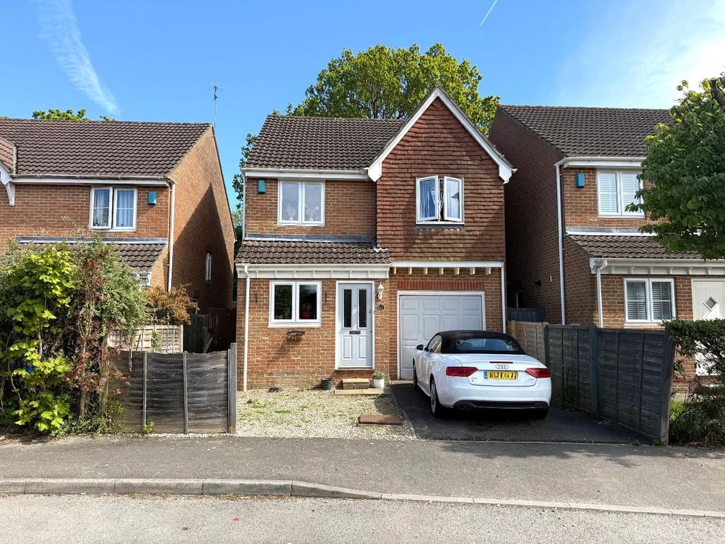 Property photo 2 of 9 4..Jpg