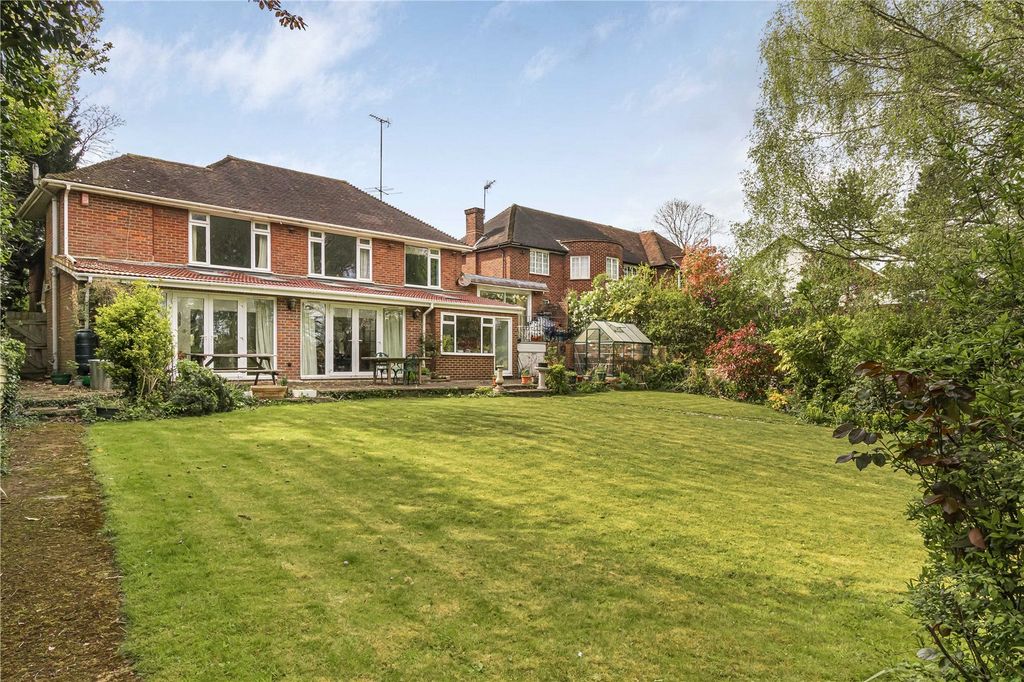 Property photo 1 of 37 Picture No. 42