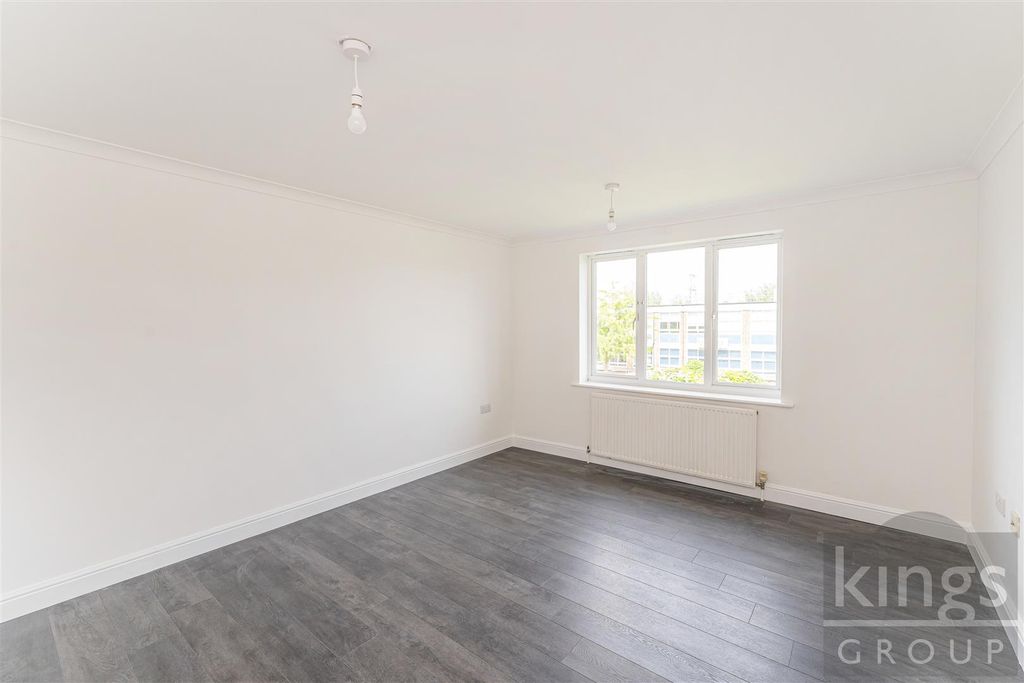 Property photo 3 of 15 2.Jpg