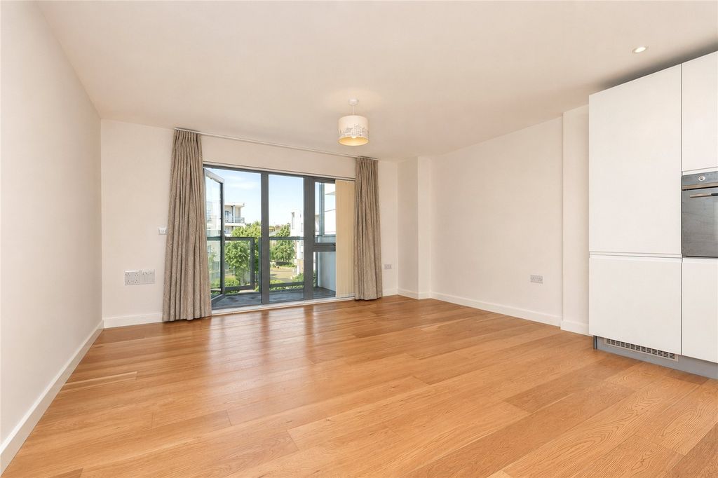 Property photo 2 of 10 Picture No. 05