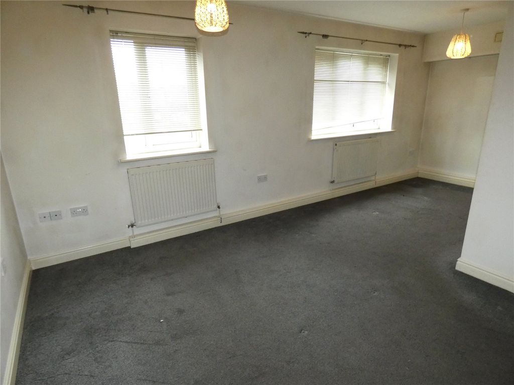 Property photo 3 of 7 Lounge