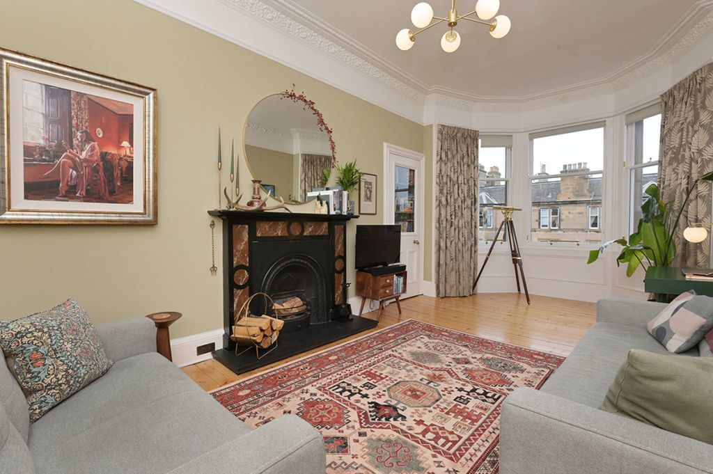 Property photo 2 of 30