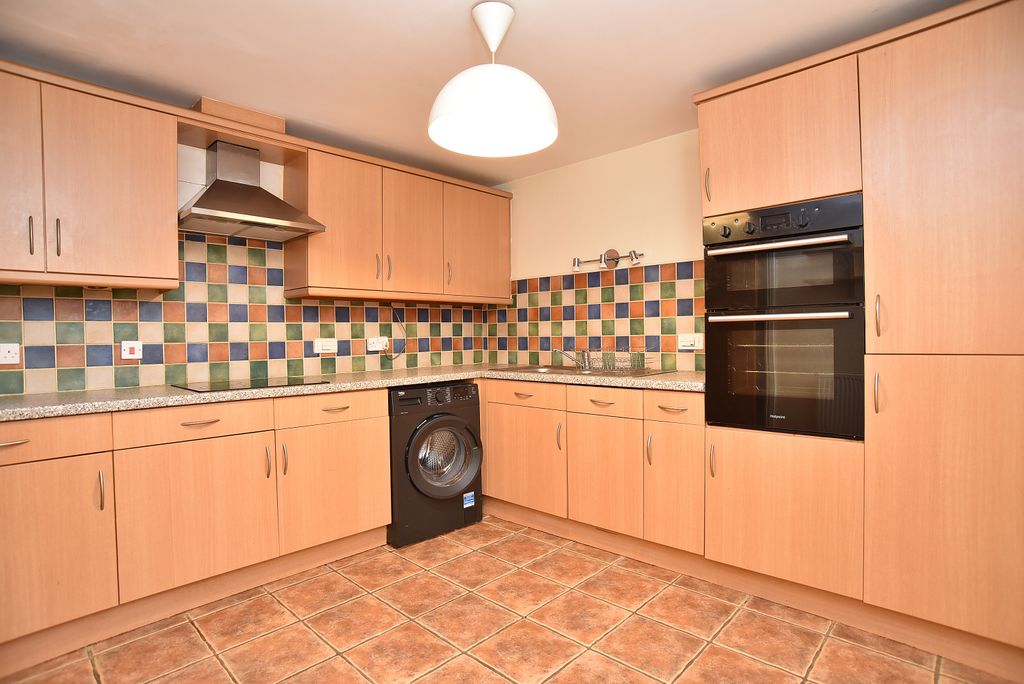 Property photo 2 of 11 2