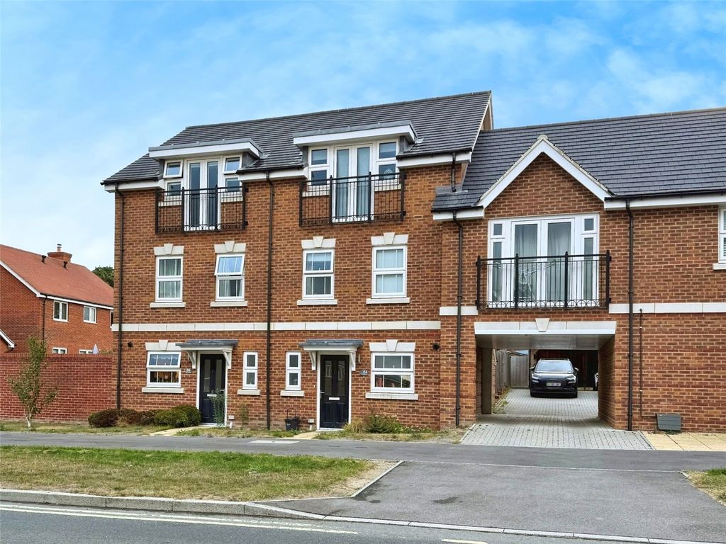 Property photo 1 of 17 Picture No. 27