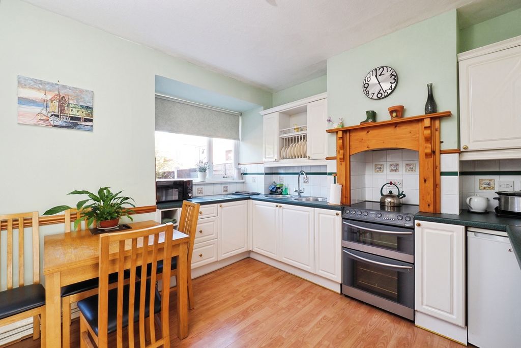 Property photo 2 of 24 Pbox-Img.Jpg