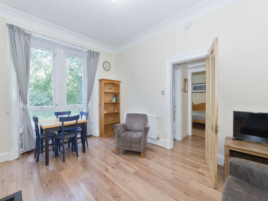 Property photo 2 of 14 321F2Gosfordplace_0011