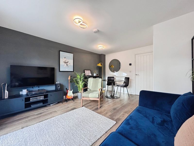 Property photo 2 of 9 Photo 8