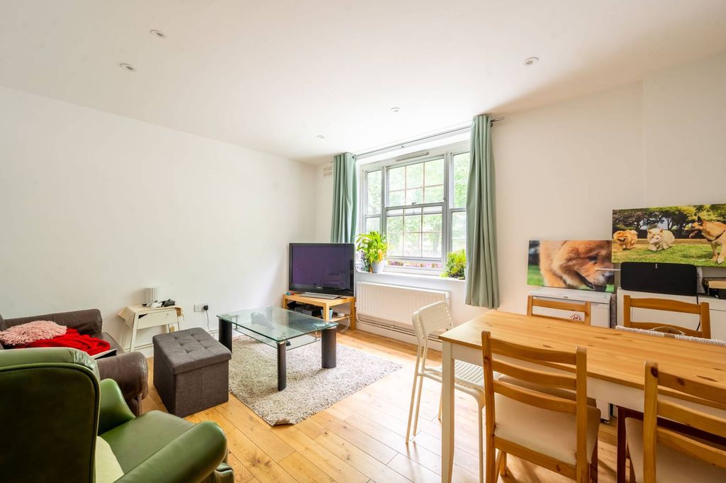 Property photo 1 of 5