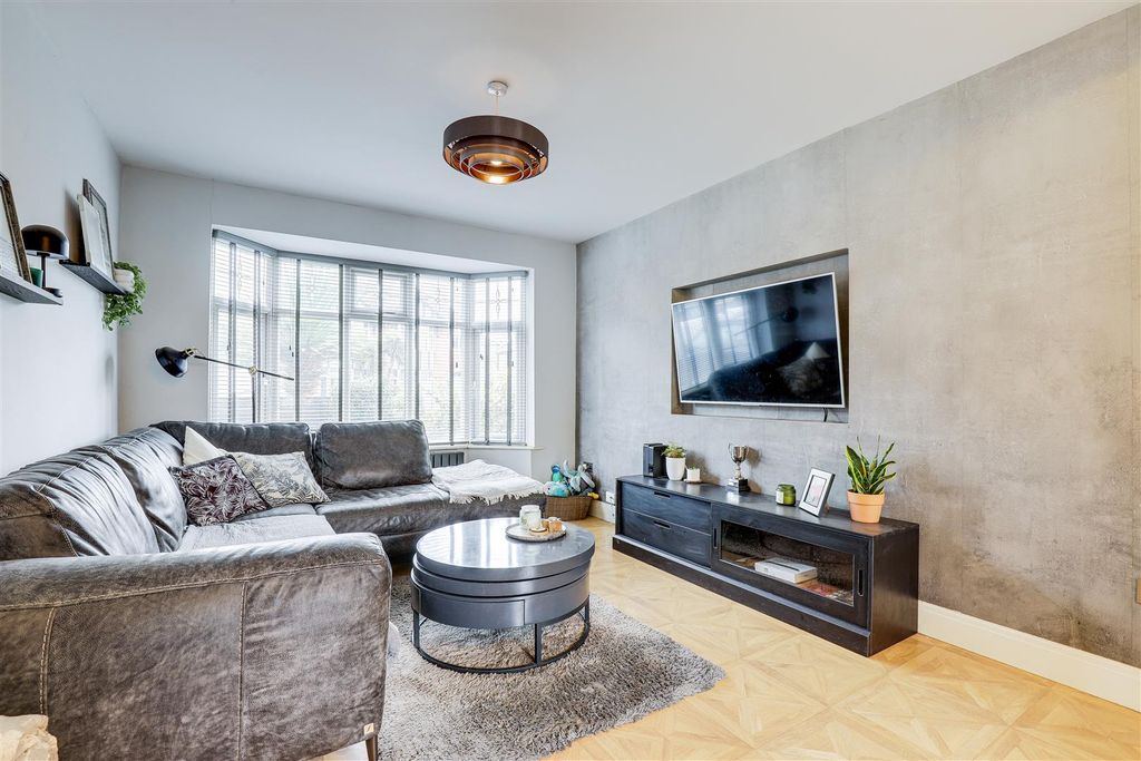 Property photo 2 of 20 Img_5706-Img_5710.Jpg