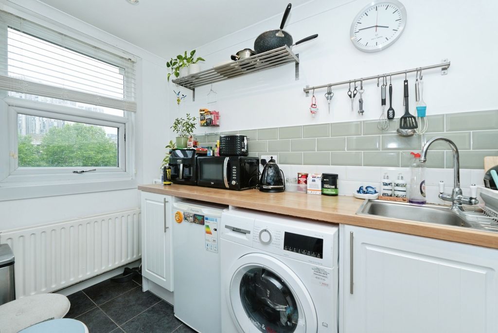 Property photo 2 of 10 Pbox-Img.Jpg